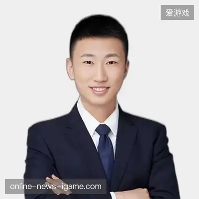 梁鑫